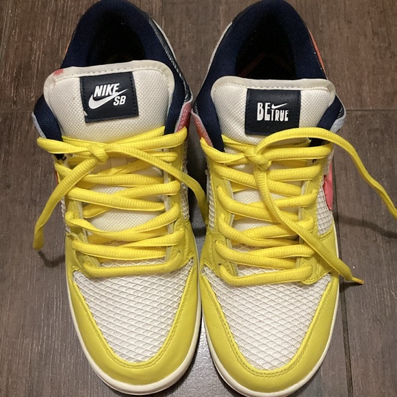 Used Nike SB Be True. In great shape! No flaws Men’s size 10. Replacement box - Picture 2 of 3